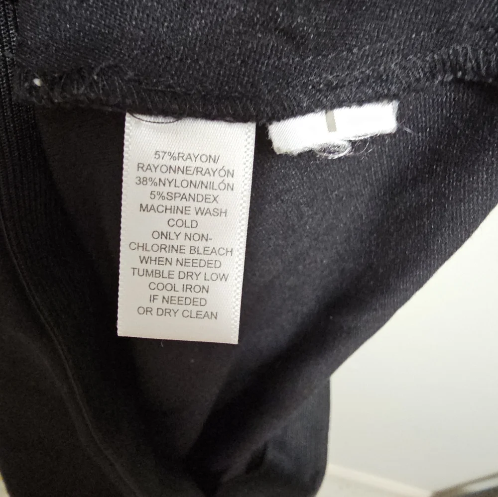 LOFT Black Pencil Skirt Knee-Length Work Size‎ Large